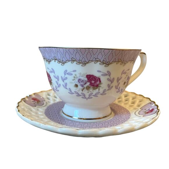 Grace Teaware Teacup & Saucer Floral Lavender Rose Lattice Gold Accents New - Picture 9 of 16